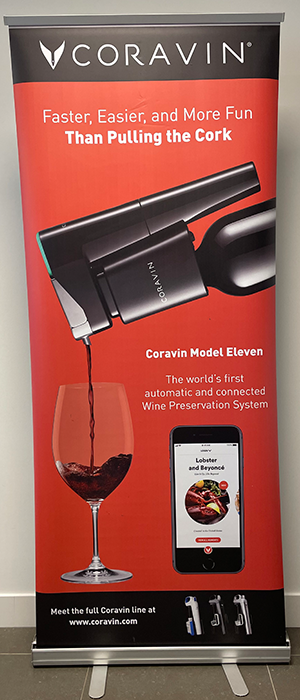 Coravin,  Roll up banner